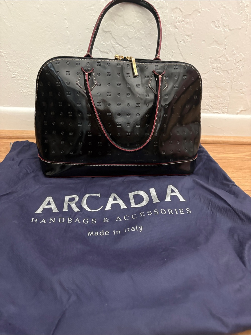 Classic Vintage  Arcadia  Handbag